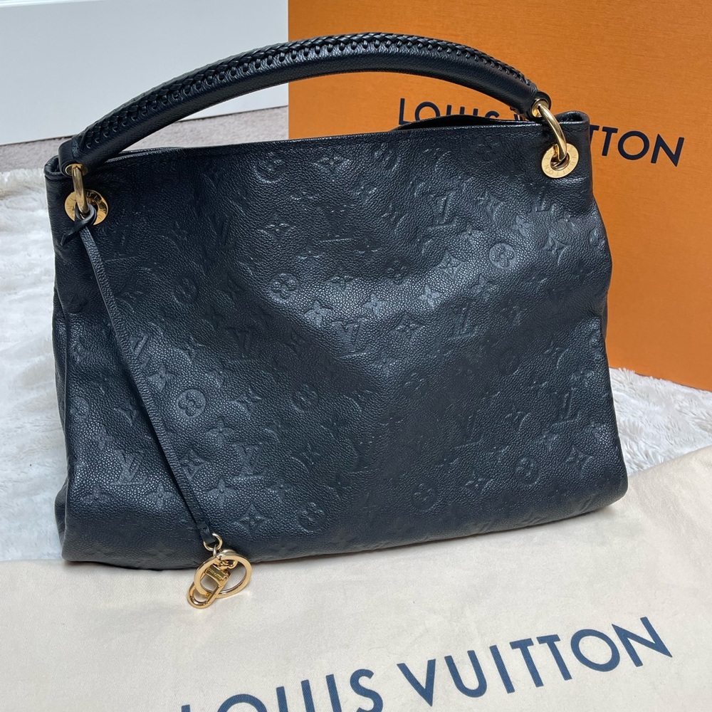 LV Empreinte artsy bag hobo monogram black noir braided handle Louis Vuitton